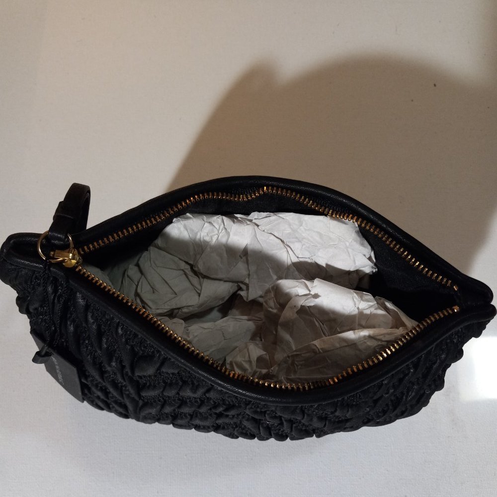 Pouch - Picture 2 of 4